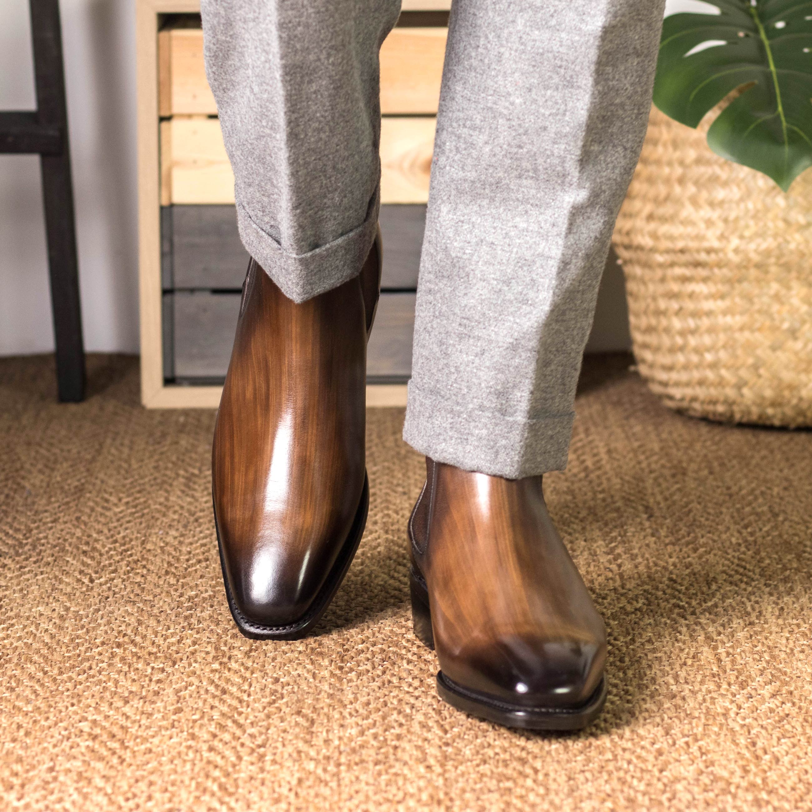 Chelsea Boot Classic alternate view