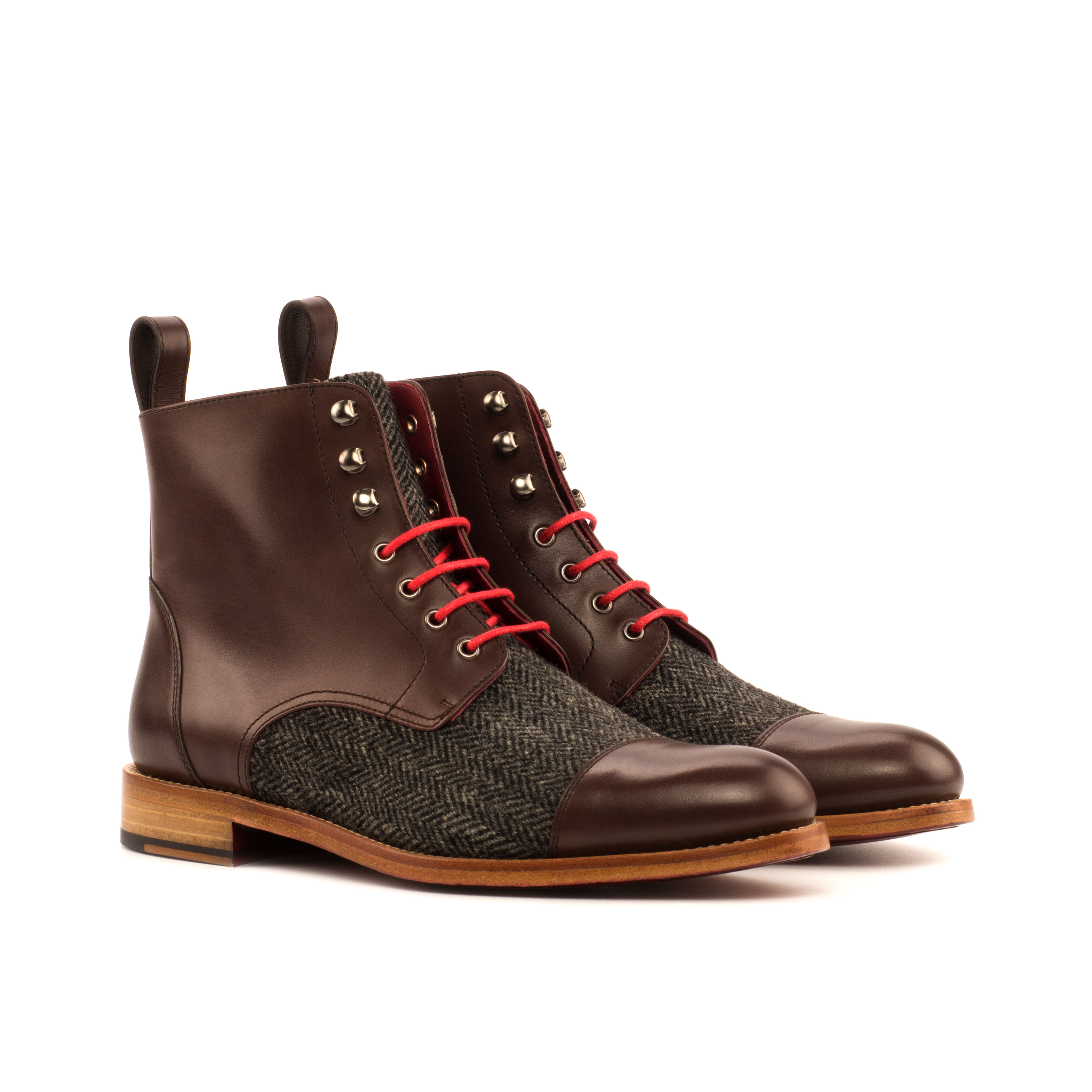 Lace Up Captoe Boot