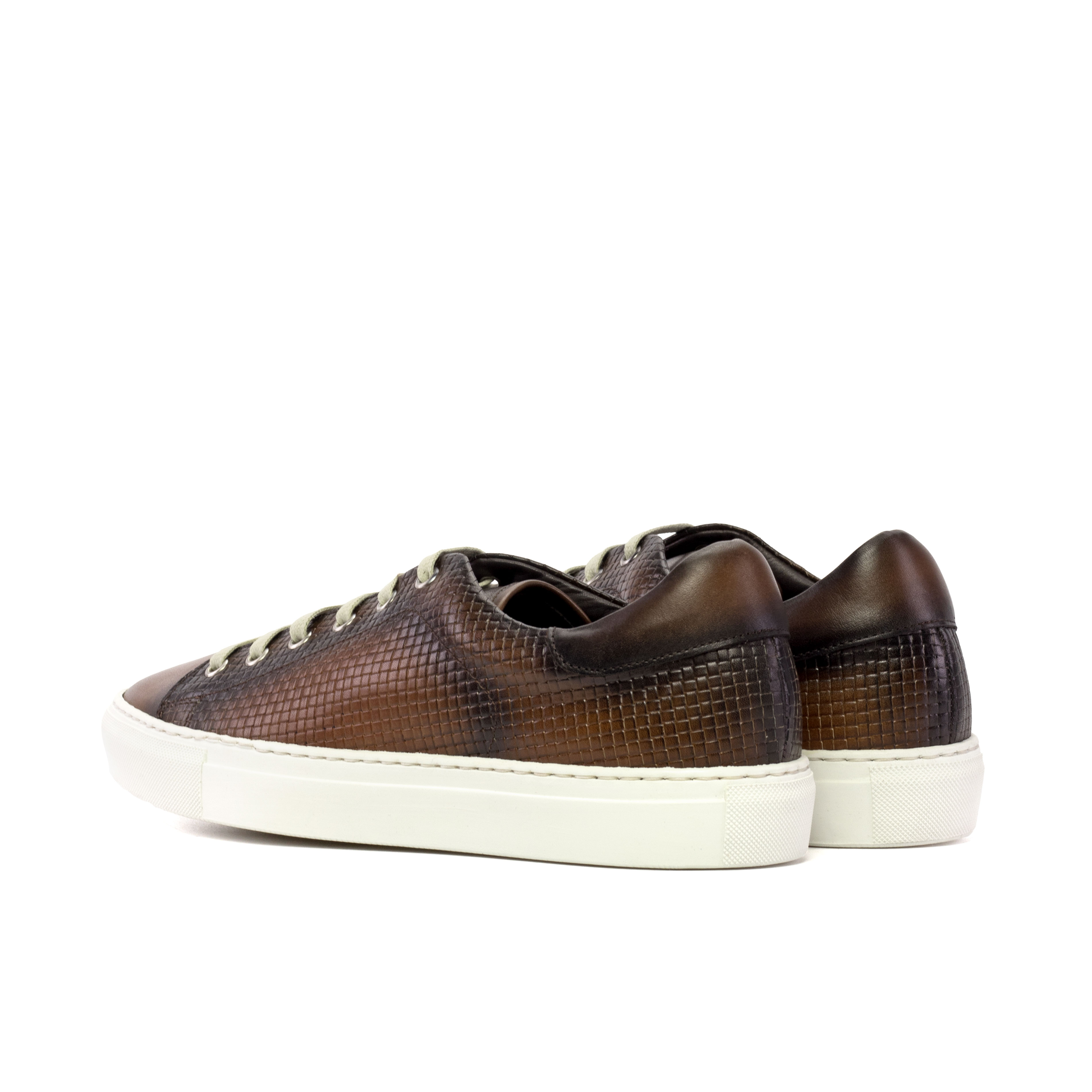 Trainer alternate view